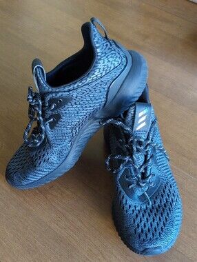 adidas Women's Athletic Knit Sneakers - Black/Silver, size 7.5